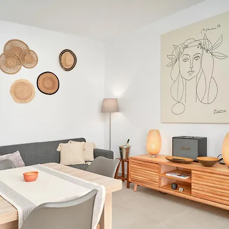 아파트 With Seaview In Burriana 네르하