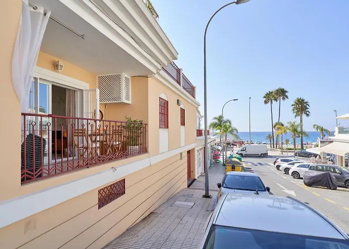 아파트 With Seaview In Burriana 네르하