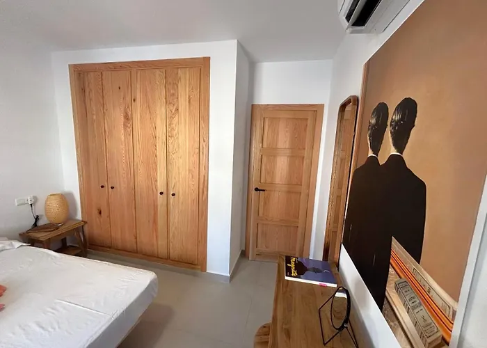 With Seaview In Burriana *